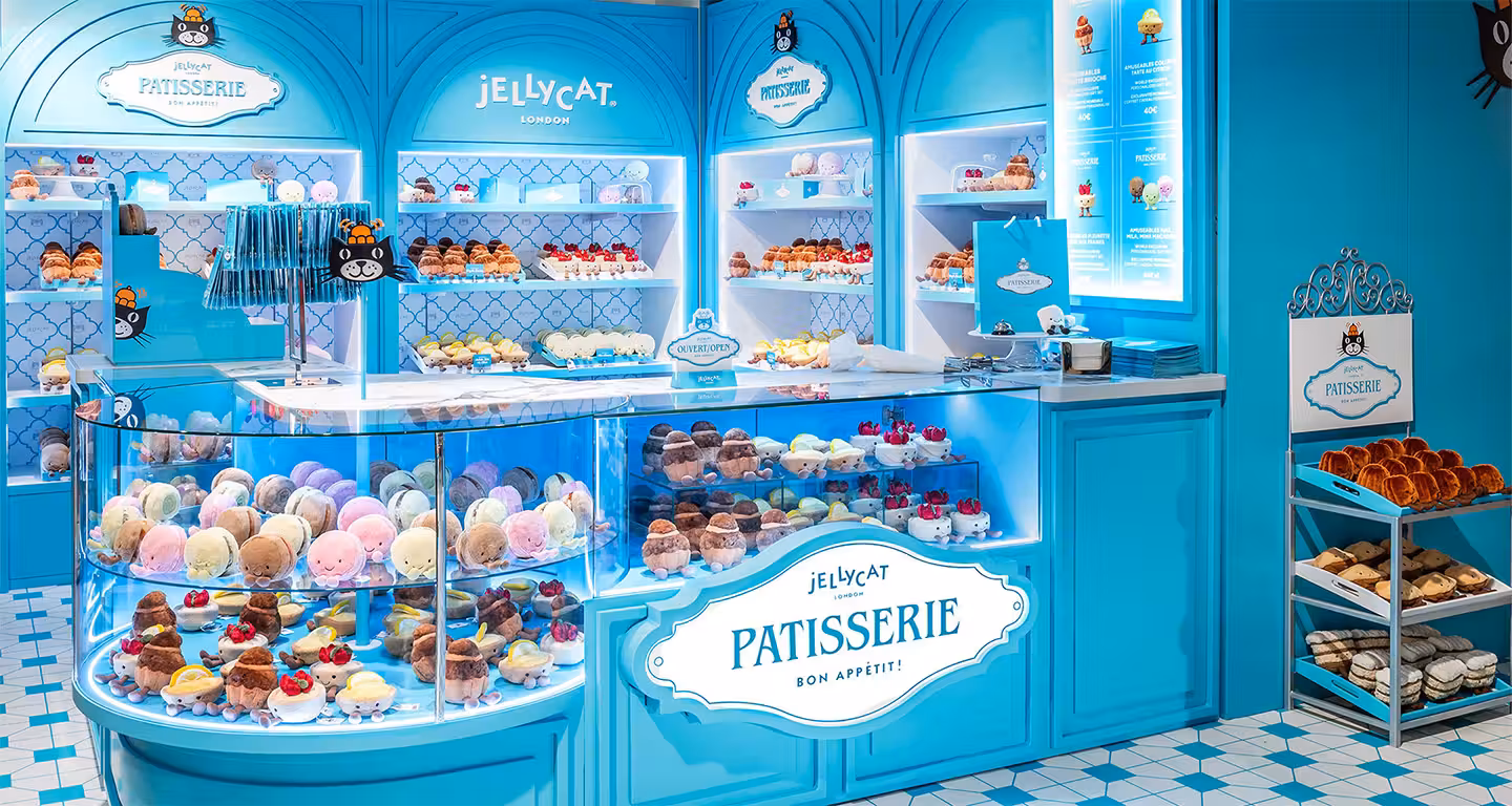Jellycat Pâtisserie 巴黎老佛爺百貨甜點主題店店內照片